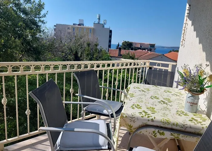 Seaside Apartments